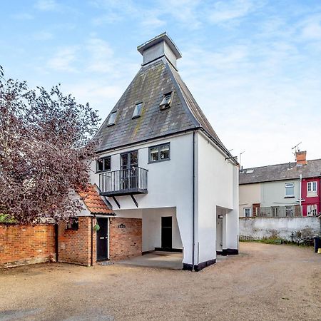 The Oast House Villa Saffron Walden Exterior foto